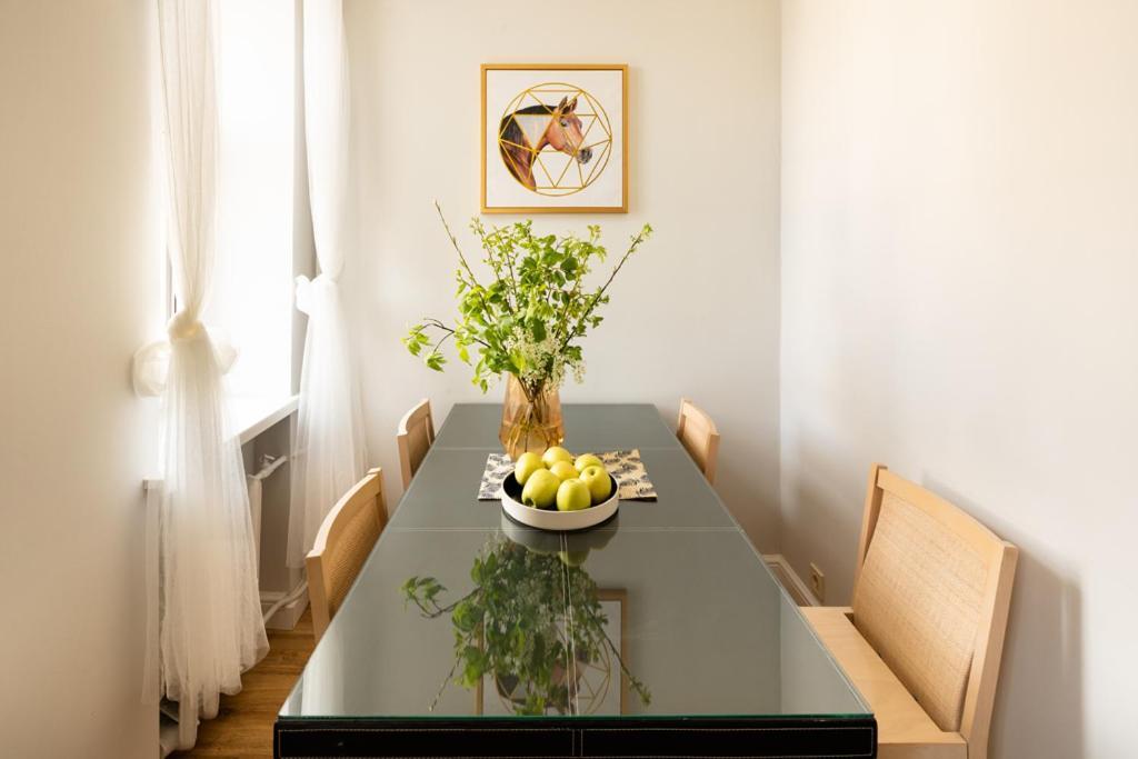 Cozy 2 Bedroom Apartment In Riga Centre エクステリア 写真