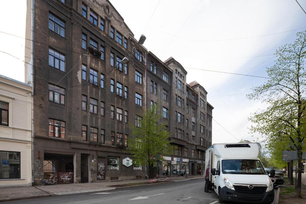 Cozy 2 Bedroom Apartment In Riga Centre エクステリア 写真